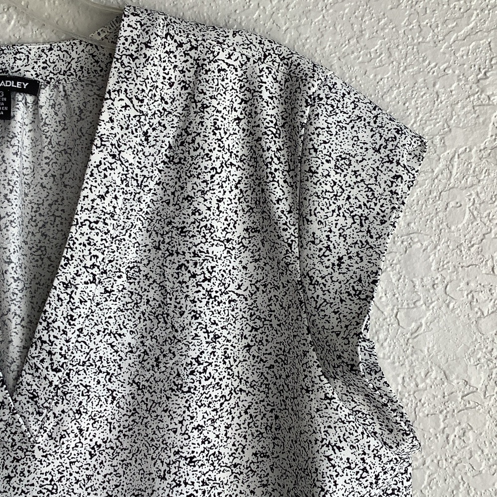 Hilary Radley White and Black Blouse - Picture 3 of 6